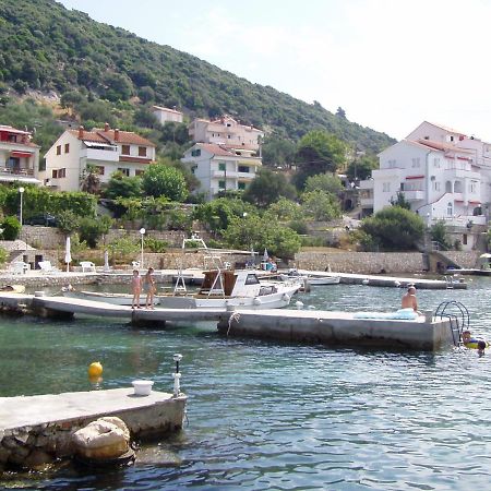 House Niva Daire Supetarska Draga Dış mekan fotoğraf